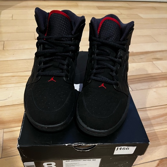 Air Jordan 1 Retro 99 - Picture 4 of 6